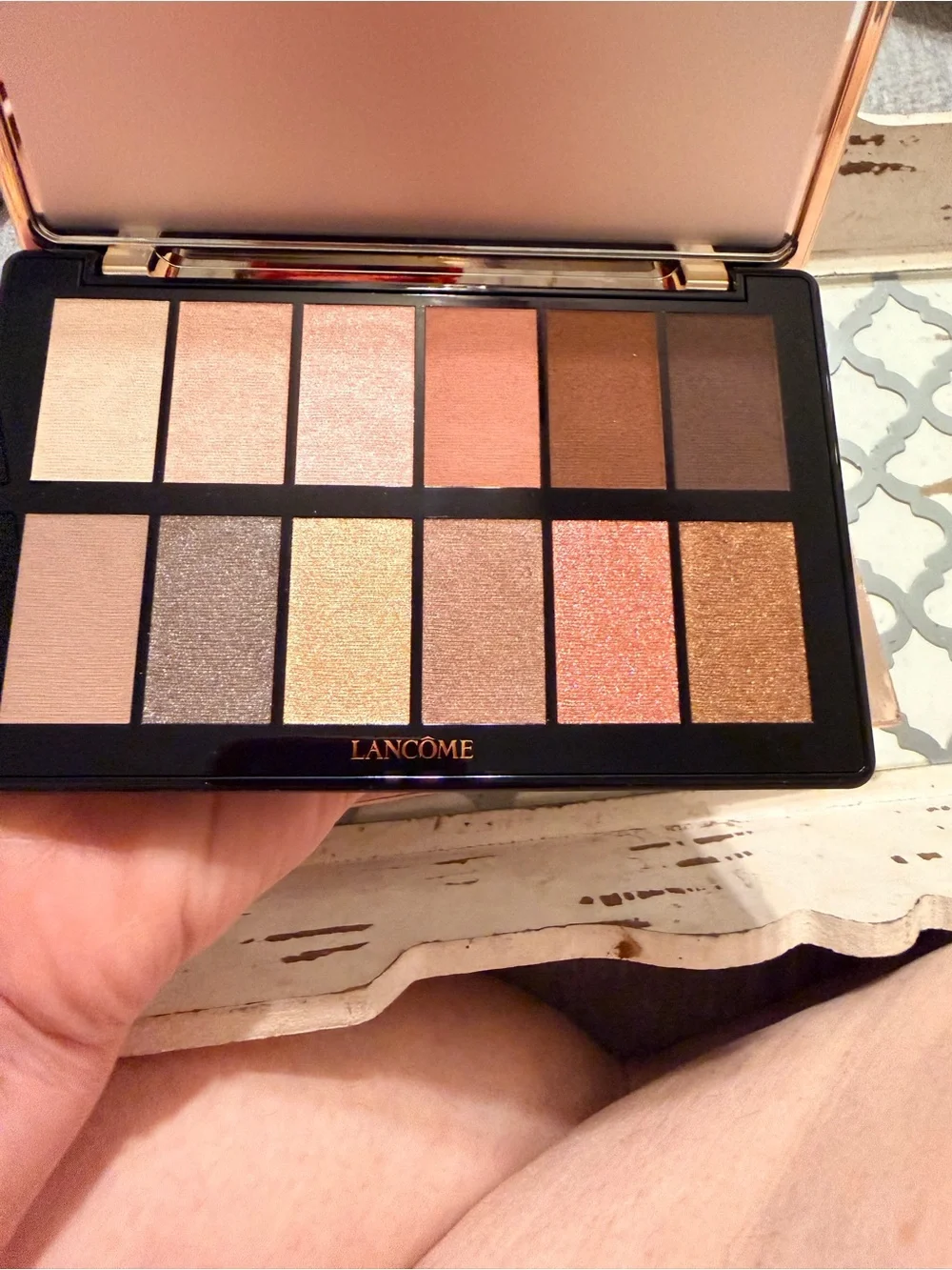 Neutral & Peach Eyeshadow Palette - 12-Shade Eye Color Collection Lancôme